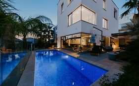 Villa Bloomhill Escape